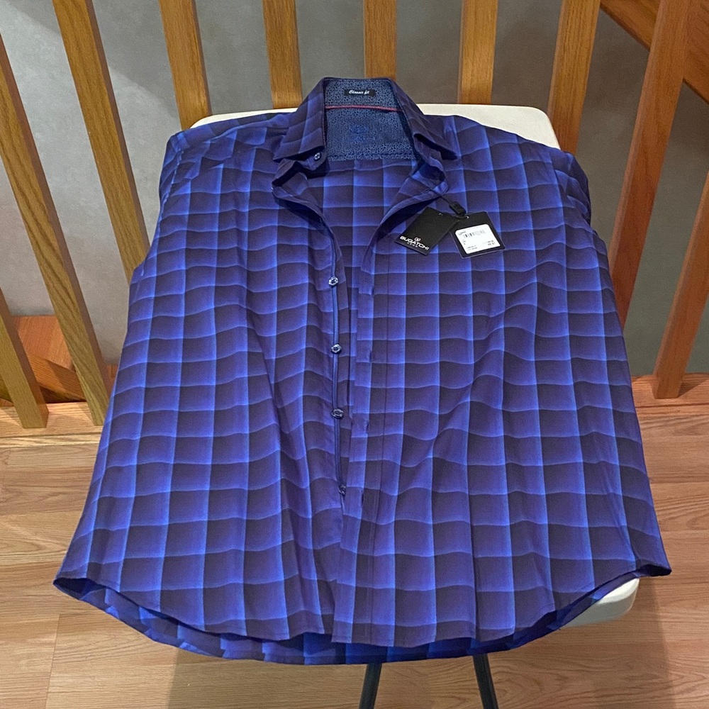 *New*Bugatchi long-sleeve dress shirt. Size:S (fits big) Color:Blue/Purple/Black